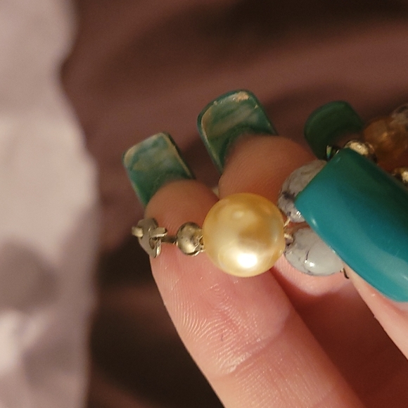 3 layer beaded necklace: pearl, blue, marble, silver beads, etc. Estate find. - Picture 7 of 8